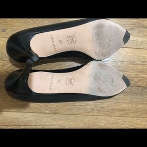 Cole Haan Shoes - Cole Haan Womens Vesta pump heels, black 8 Cole Haan Shoes - Cole Haan Womens Vesta pump heels, black 8